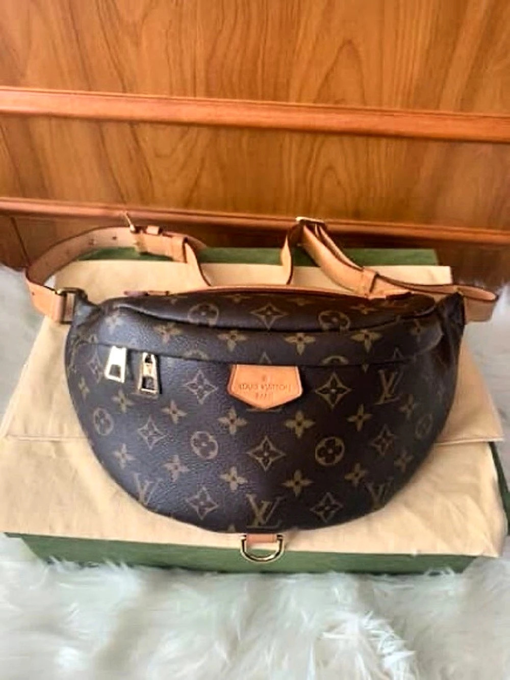Louis Vuitton Monogram - Bumbag
